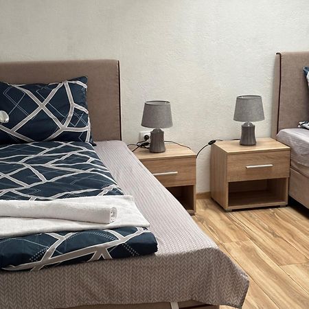 Apartment La Casa プルジネ エクステリア 写真