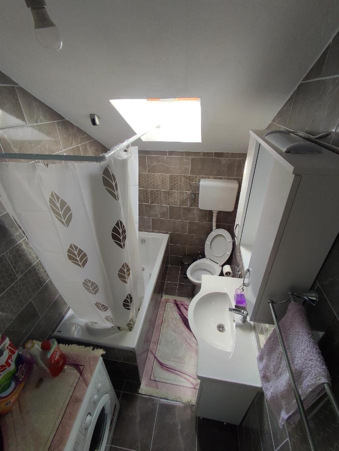 Apartment La Casa プルジネ エクステリア 写真