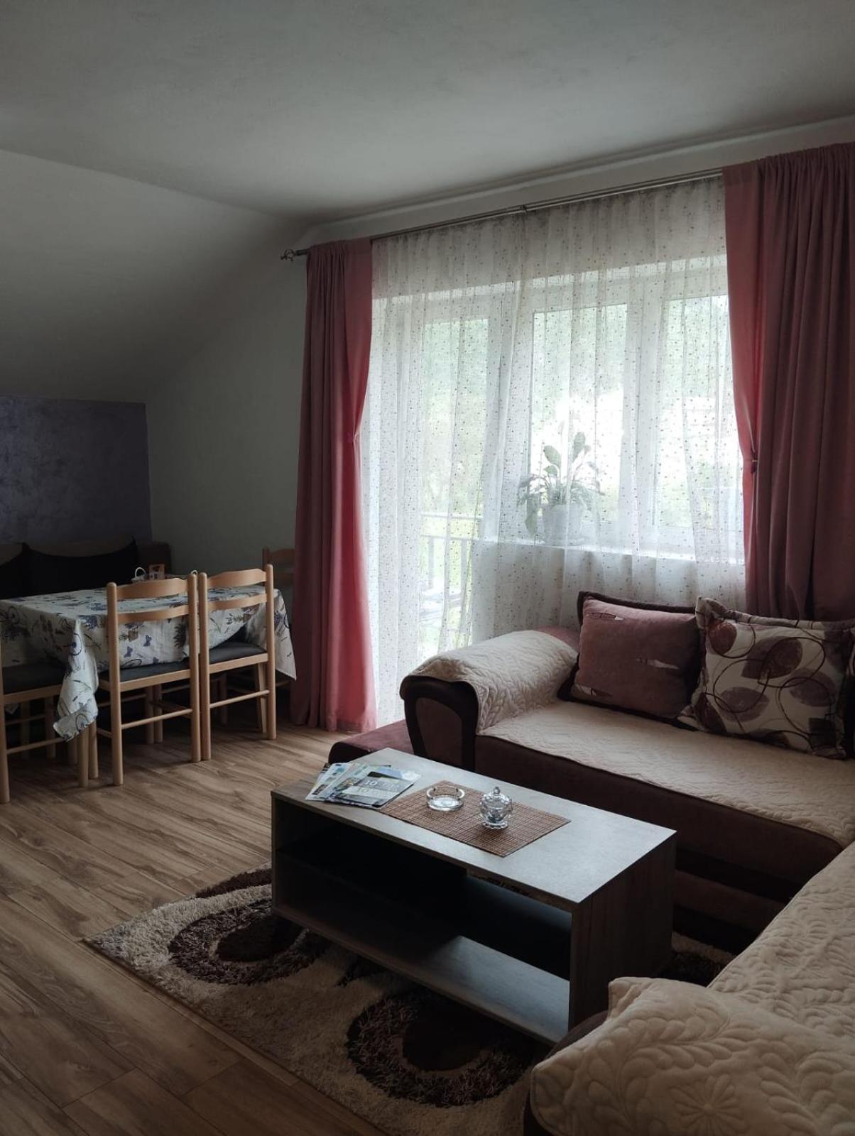Apartment La Casa プルジネ エクステリア 写真