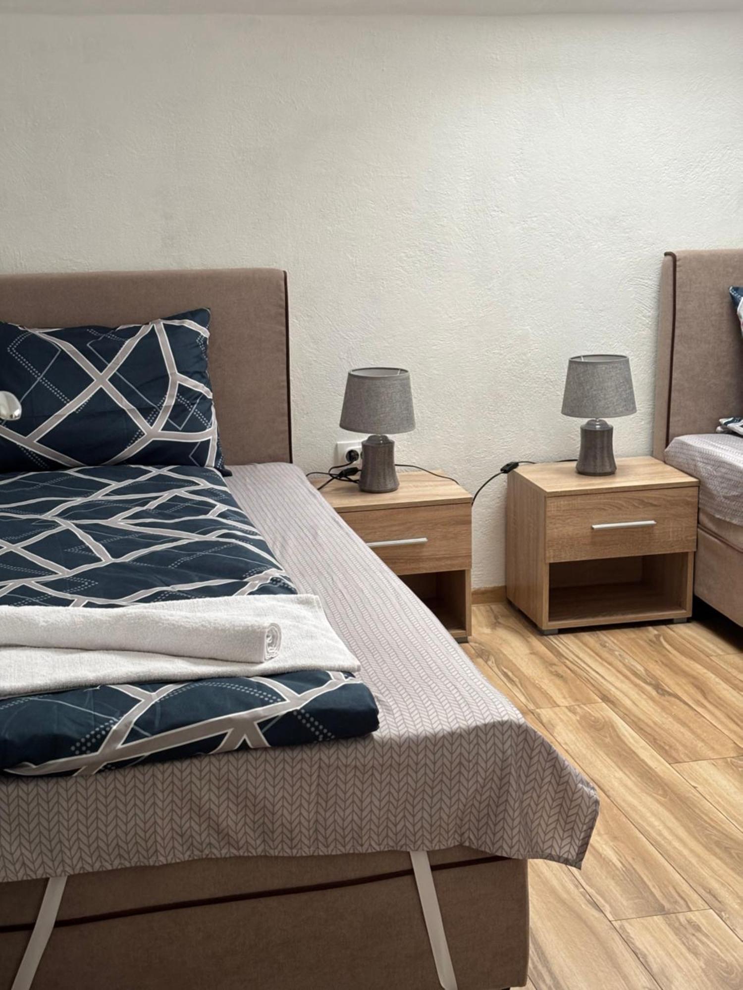 Apartment La Casa プルジネ エクステリア 写真
